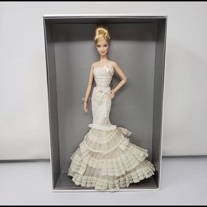 💖💕 Barbie💖💕 Vera Wang The Romanticist BLONDE doll - 2008